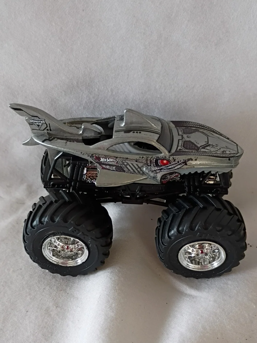 EUC Hot Wheels Monster Jam Mohawk Warrior And Cyborg Shark Trucks Pair Of 2